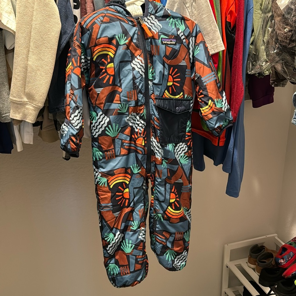 Kids Patagonia snow suit